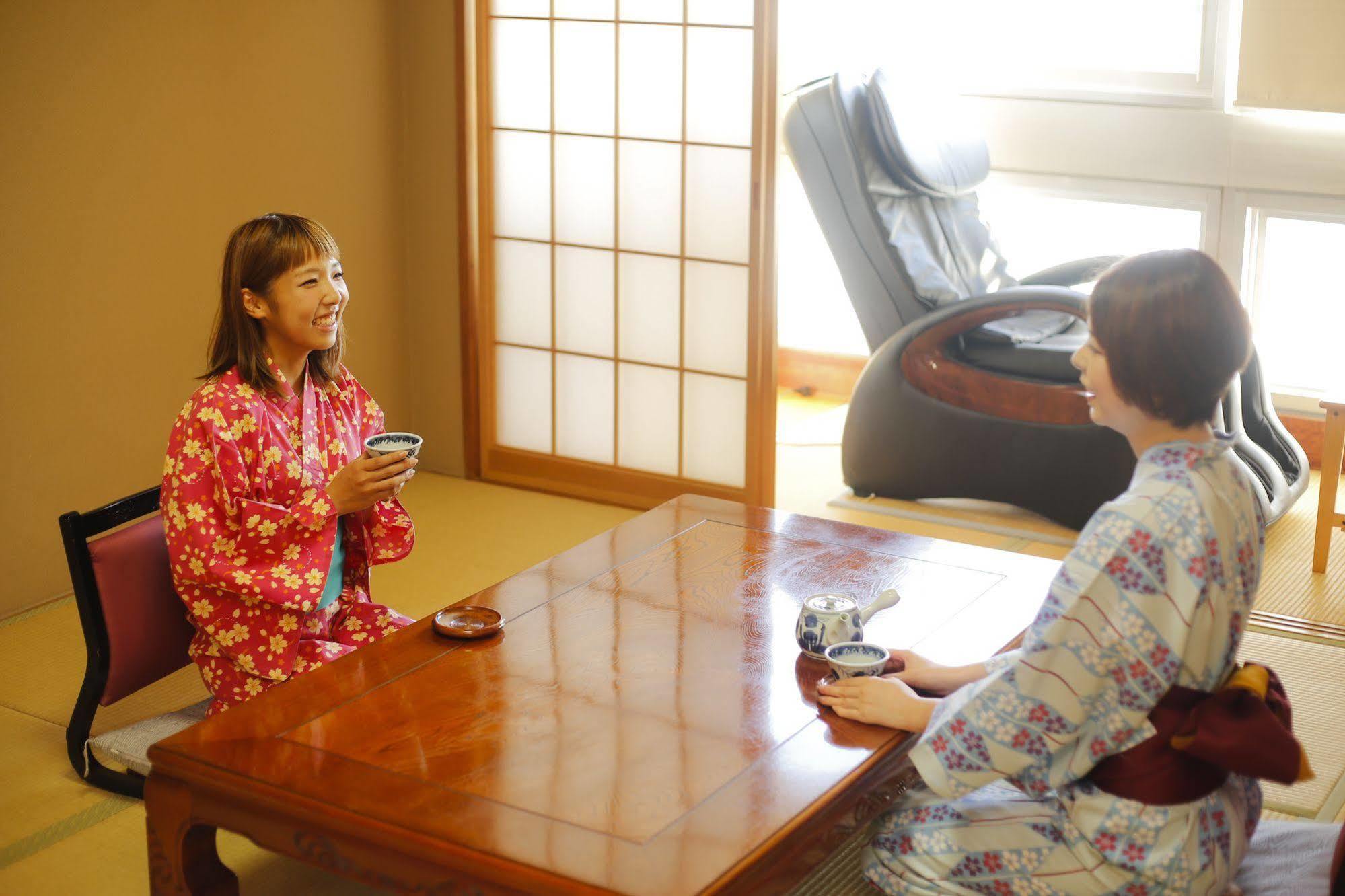 Ikoitei Kikuman Hotel โยนาโกะ ภายนอก รูปภาพ